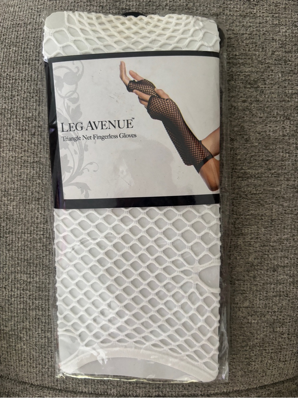 Leg Avenue White Triangle Net Fingerless Gloves Arm Warmers OS